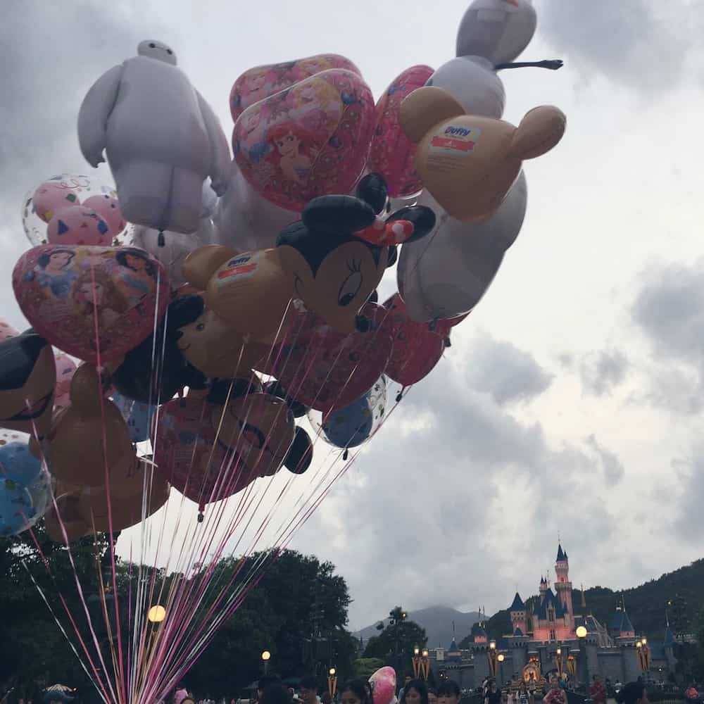 How to Spend a Day at Hong Kong Disneyland