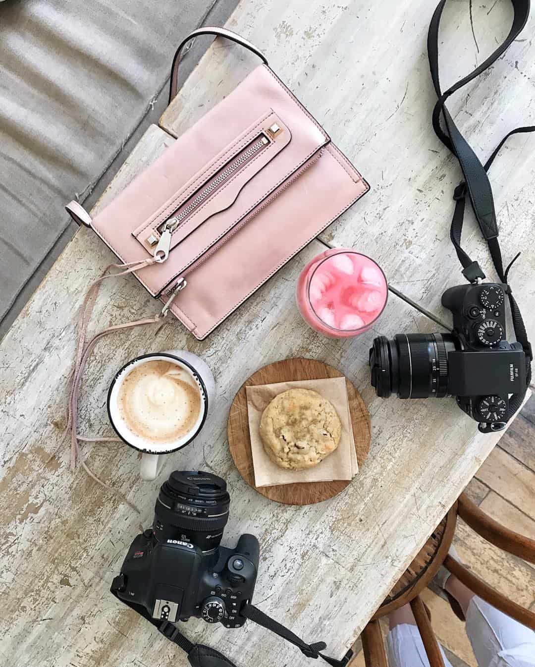 Flat lay фотографии