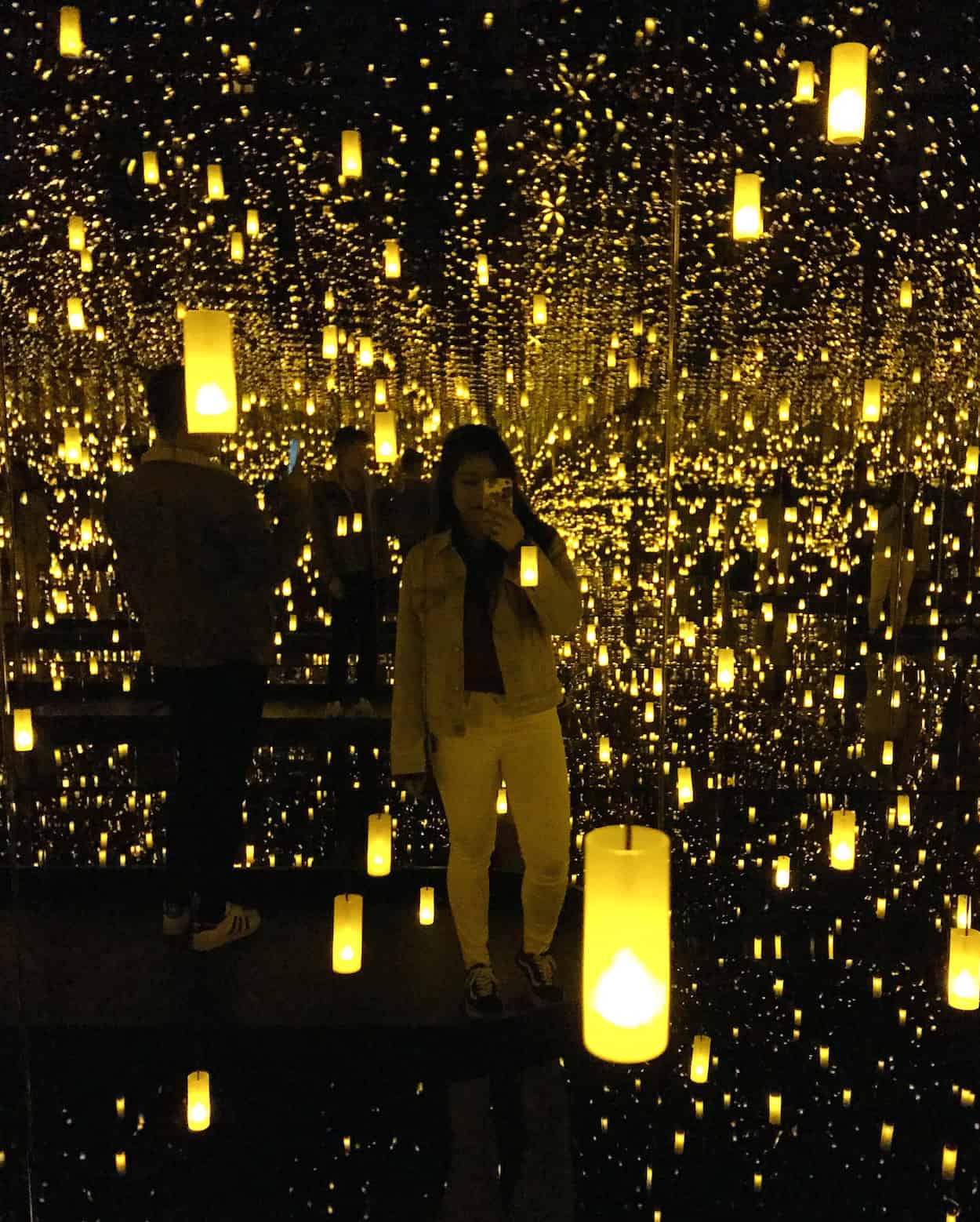 Yayoi Kusama's Infinity Mirrors at the Art Gallery of Ontario in Toronto | Yayoi Kusama Exhibition at the AGO | Toronto, Canada