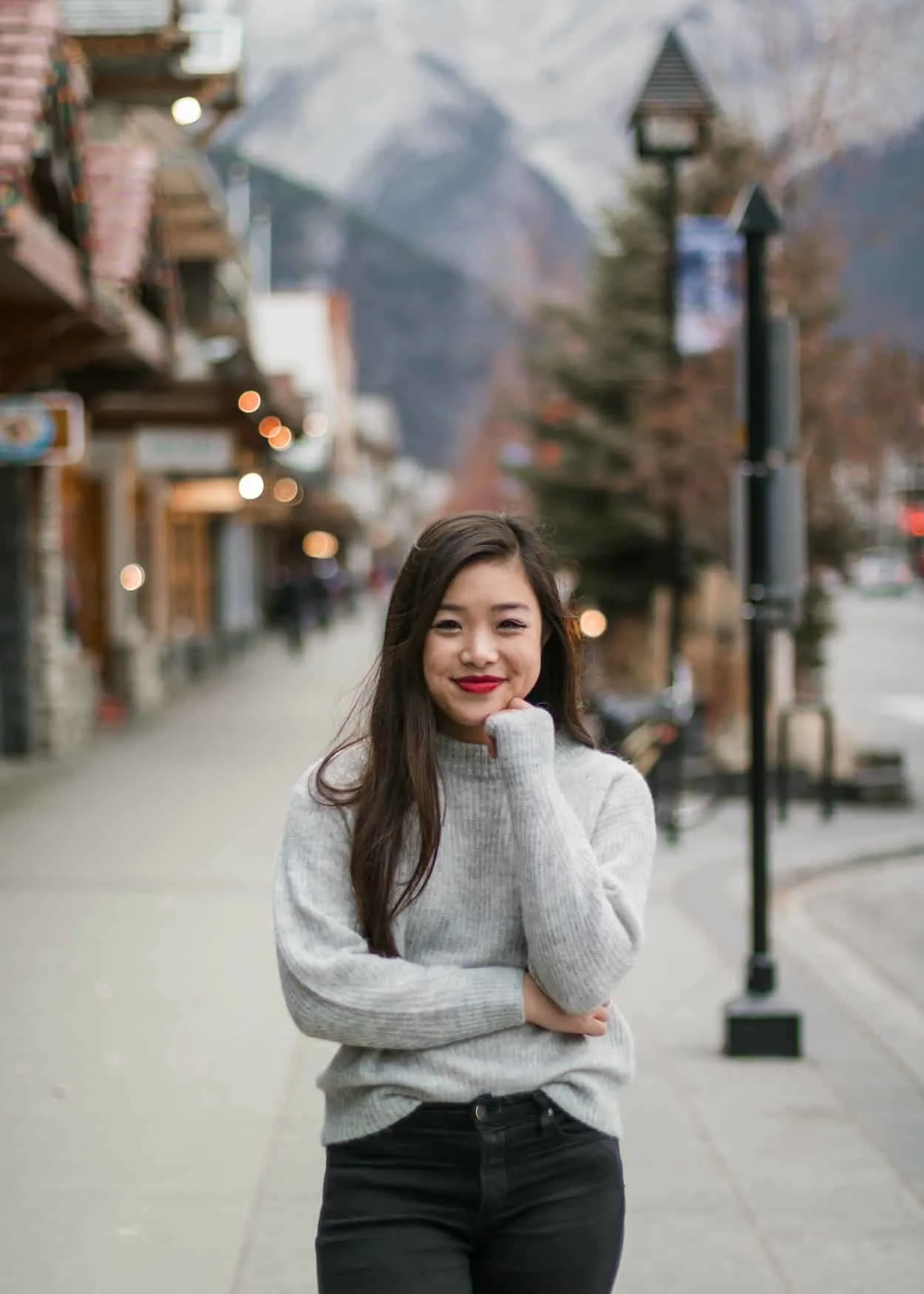 Cozy sweaters I'm loving this fall and winter | best online stores for fall shopping | autumn outfit ideas and style inspiration | what to wear in cold weather | chilly weather fashion inspo | Diary of a Toronto Girl, a Canadian lifestyle blog