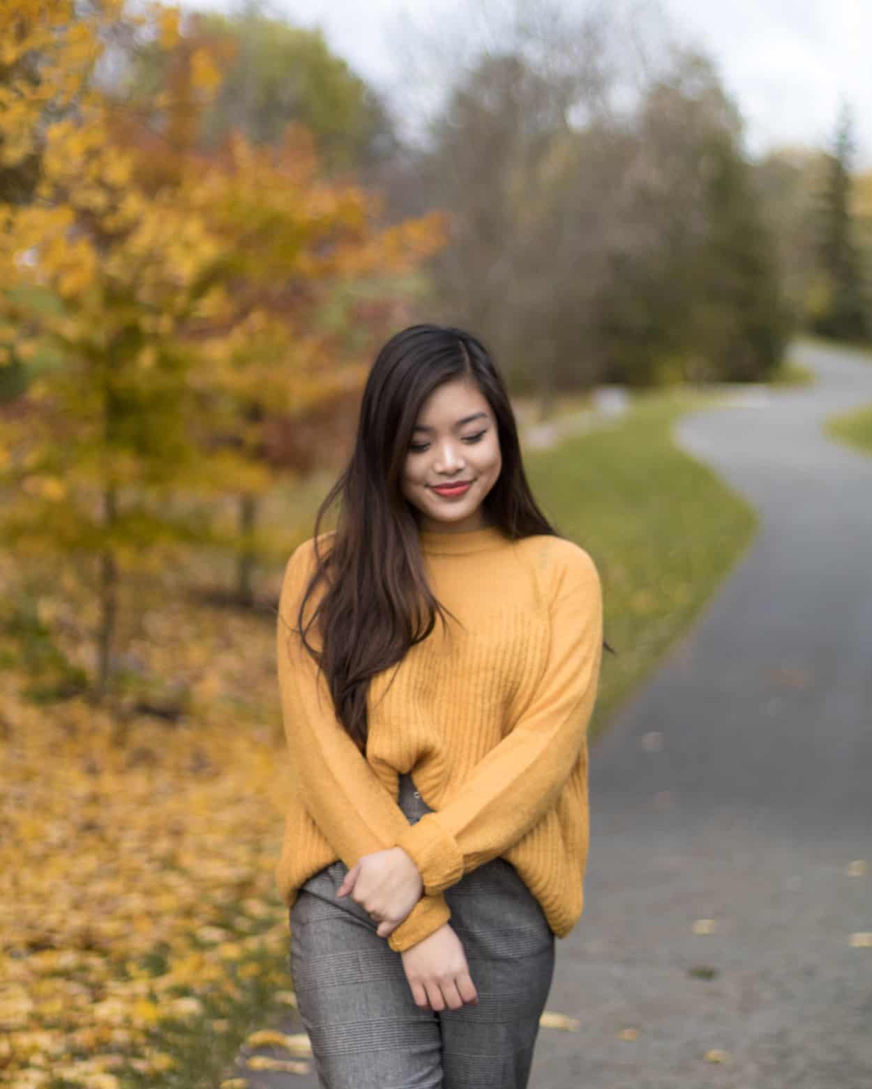 Cozy sweaters I'm loving this fall and winter | best online stores for fall shopping | autumn outfit ideas and style inspiration | what to wear in cold weather | Diary of a Toronto Girl, a Canadian lifestyle blog