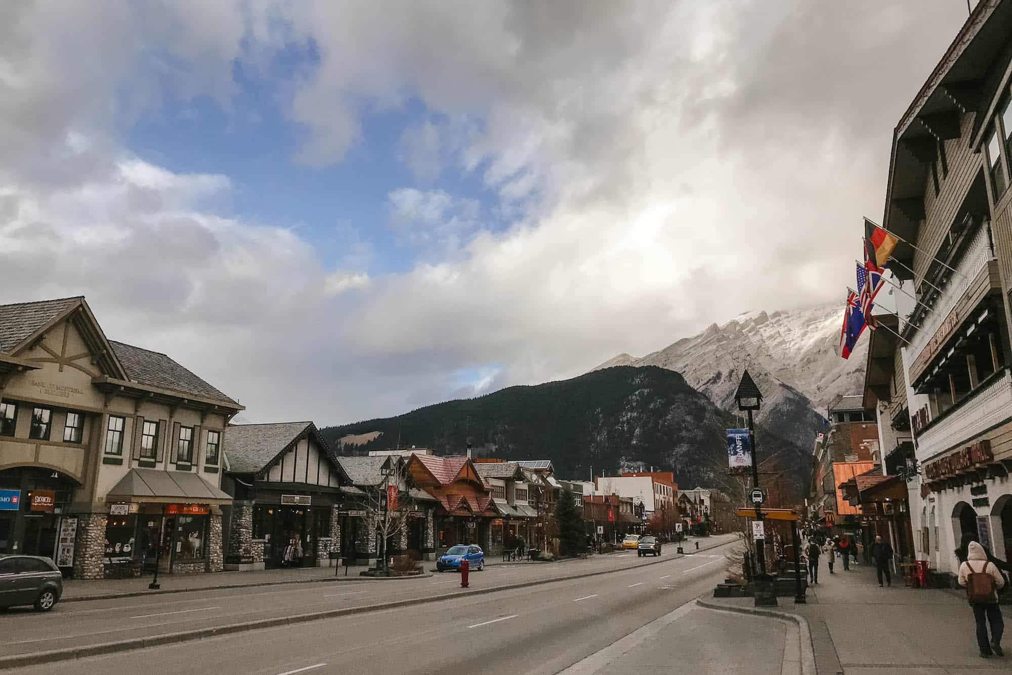 Top things to do in Jasper and Banff National Park in Banff, Alberta in the winter | Banff, Alberta travel guide | what to do in Jasper & Banff, Canada | best Banff travel itinerary | best places to visit in Canada during the winter | where to go in Canada during the holidays | how to spend 3 days in Banff National Park | Diary of a Toronto Girl, a Toronto lifestyle blog