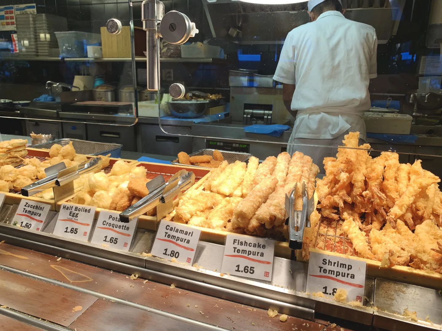 Marukame Udon in Waikiki, Oahu, Hawaii