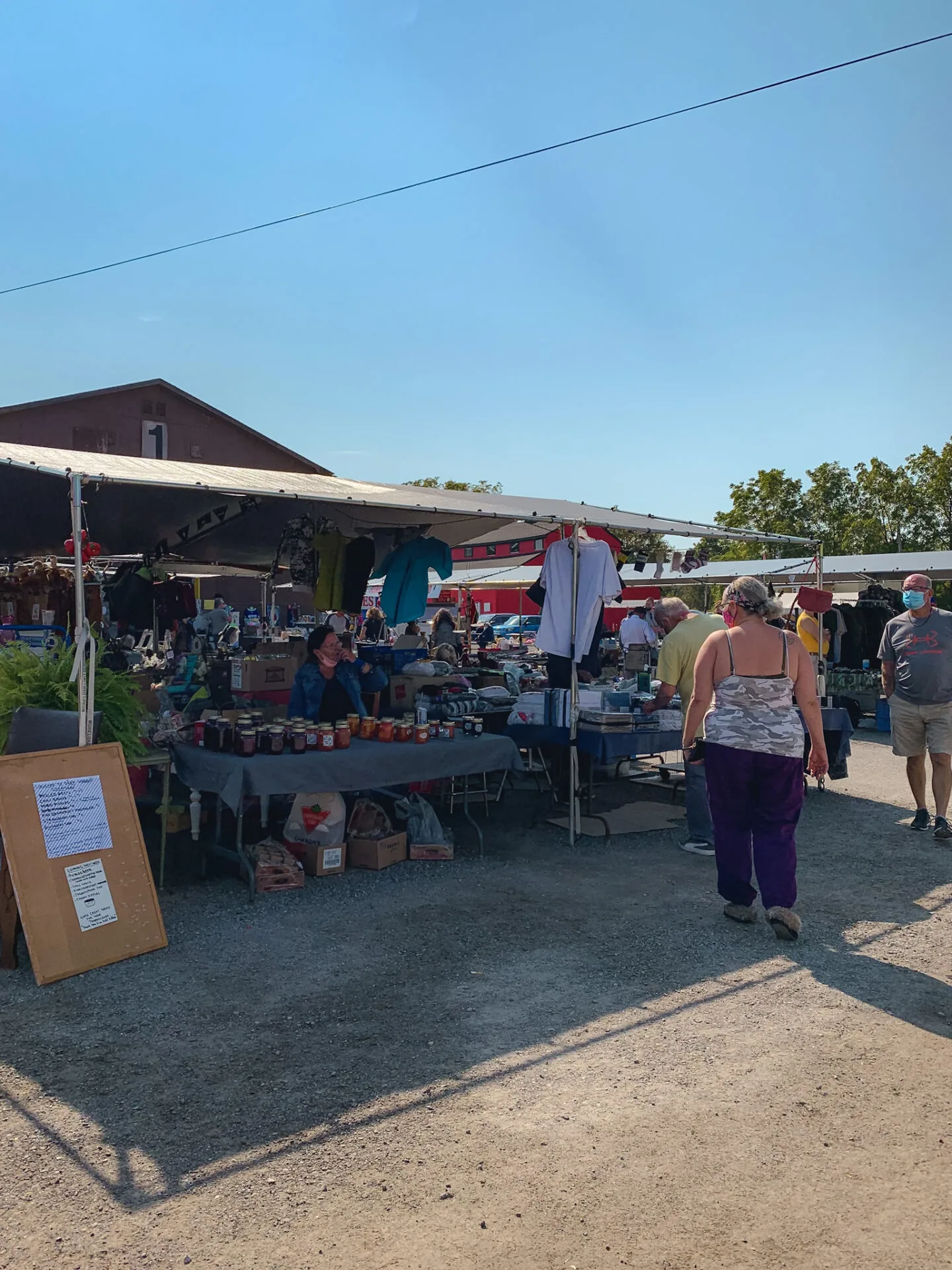 Vendors at Courtice Flea Market in Courtice, Ontario