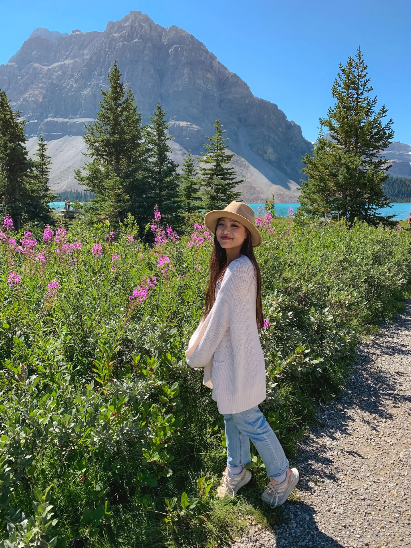 Bow Lake in Banff, Alberta