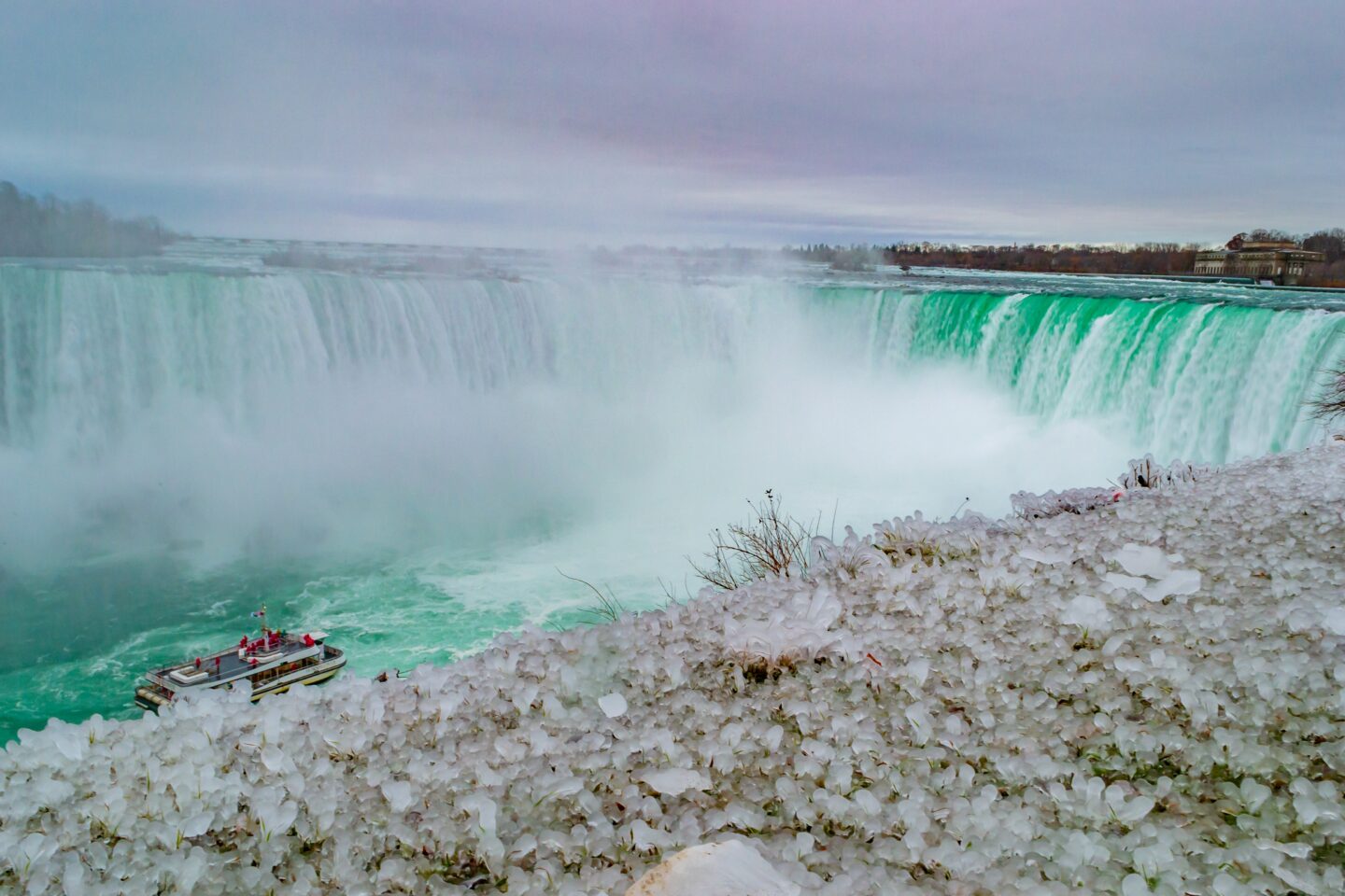Niagara Falls winter getaway in Ontario
