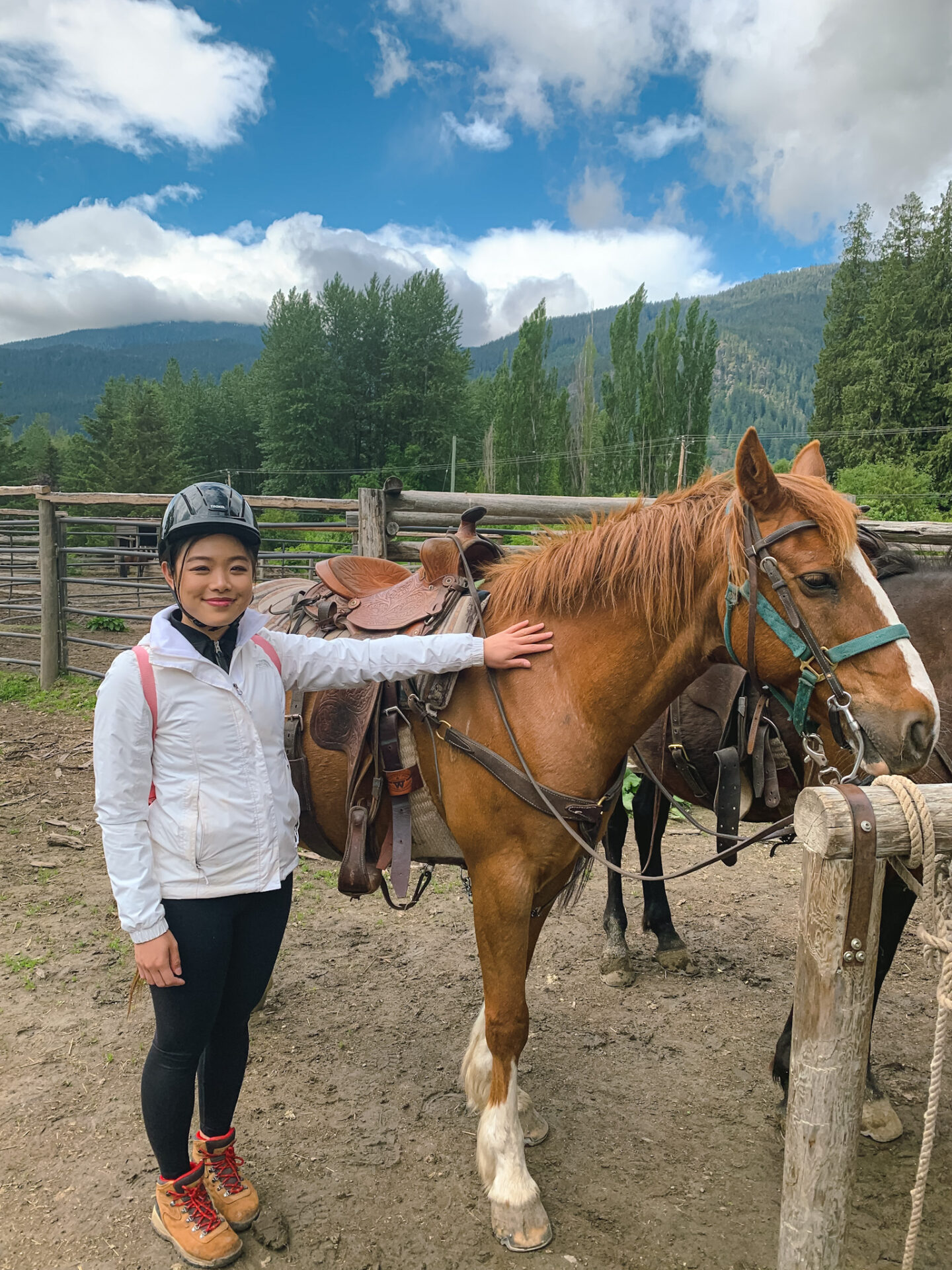 Guided horseback riding tour with Copper Cayuse Outfitters in Pemberton near Whistler, British Columbia