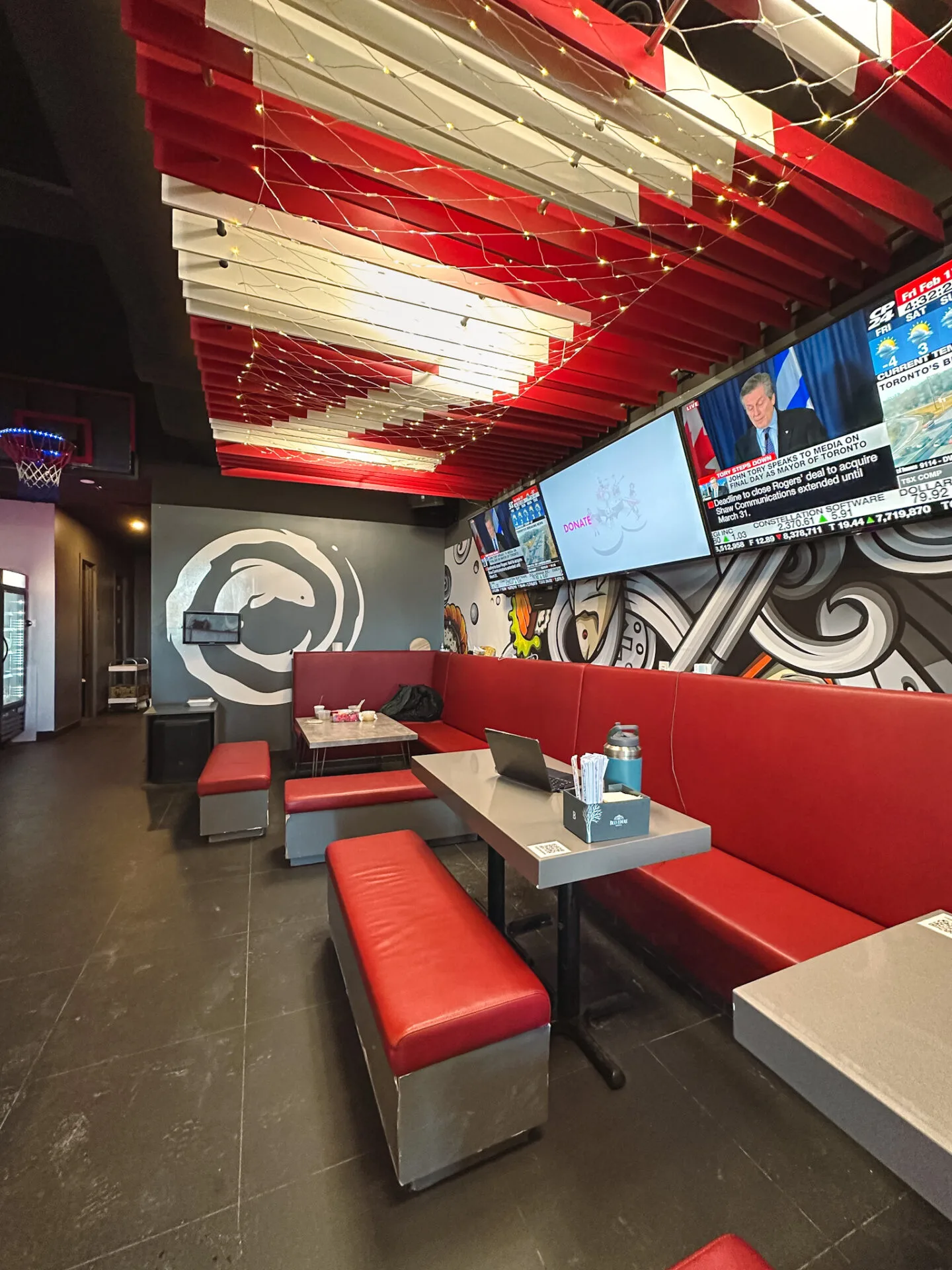 IKON Sushi Bar & Lounge in Markham