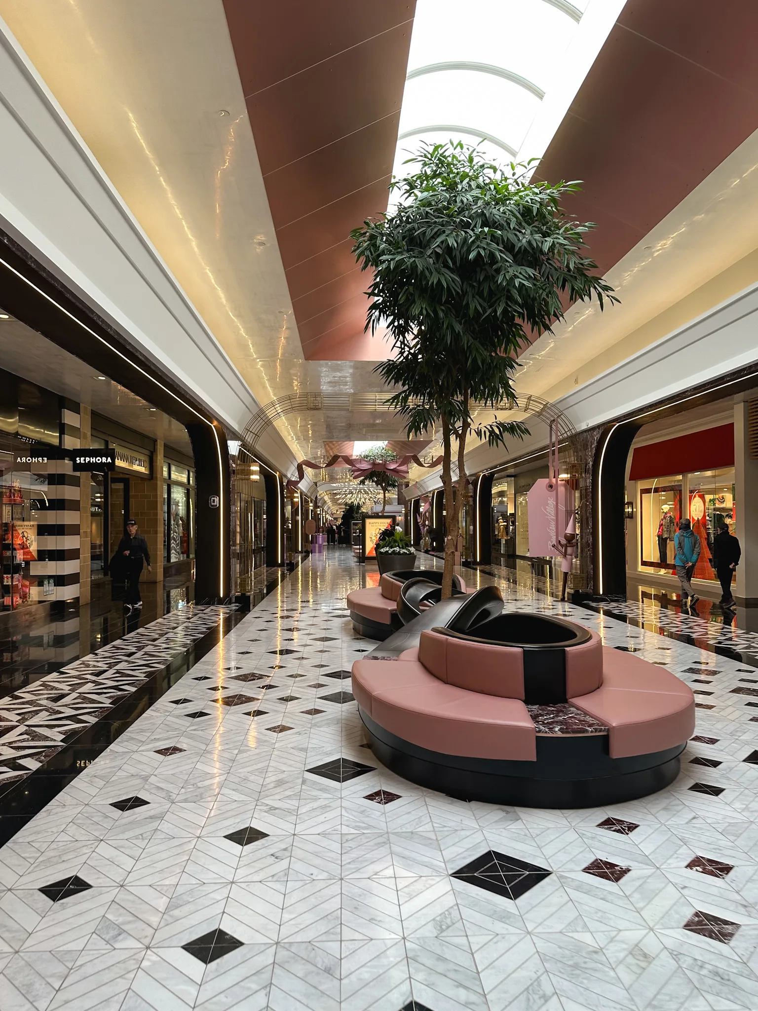 Bayview Village Shopping Centre